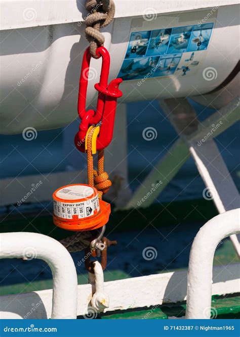 hydrostatic release mechanism stock image image  risk rescue