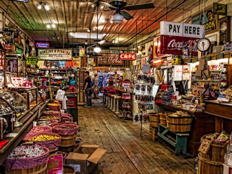 americas  historic general stores  located  texas