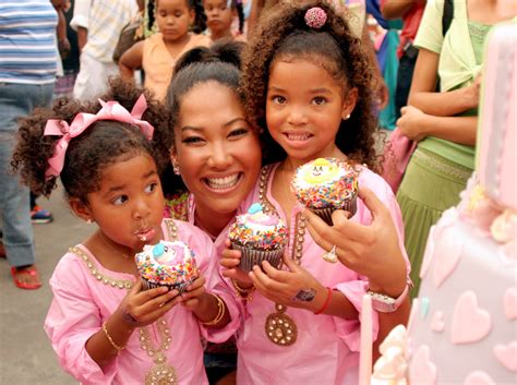 Kimora Lee Simmons’s Daughters Ming Lee And Aoki Are All Grown Up