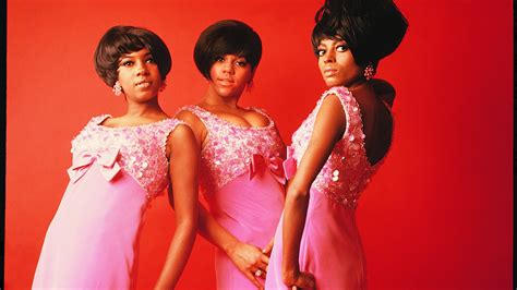 temptations  supremes   christmas   classic songs