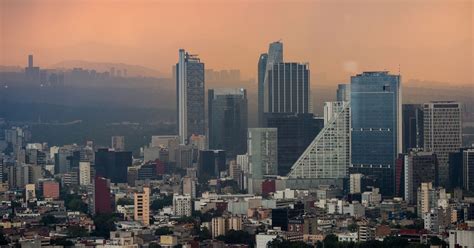 Mexico City Cleaned Up Its Act But Mexicans Don T Believe It Huffpost