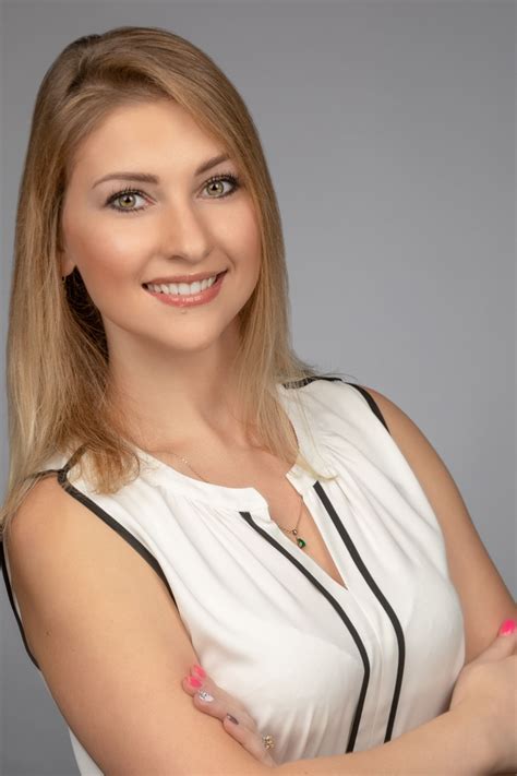 Natalia Sgibneva Real Estate Agent Miami Beach Fl Coldwell Banker
