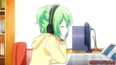 24 best anime girls with headphones that only otakus will know