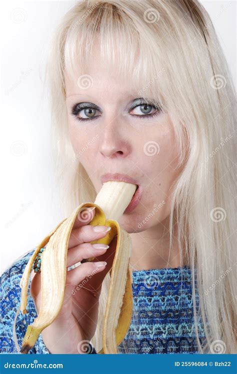 kobieta target413 1 banana zdjęcie stock obraz złożonej z owoc