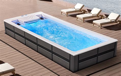 Large Hot Tubs And 12 Person Hot Tub Soak In Style And Luxury