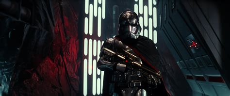 Star Wars Bits Captain Phasma Han Solo Set Photos And