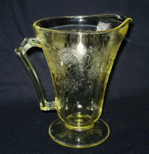 Yellow Pitcher~florentine~hazel Atlas Depression Glass Depression