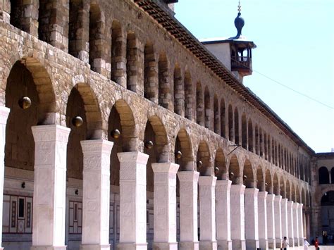 damascus umayyad mosque columns of courtyard ad dr