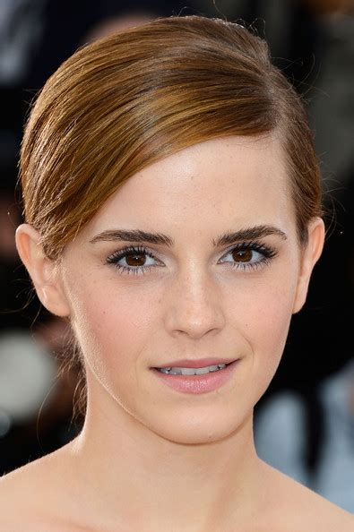 Emma Watson Pink Lipstick Emma Watson Beauty Looks