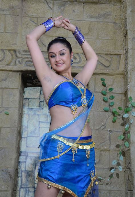 Sonia Agrwal Hot Unseen Sexy Photos