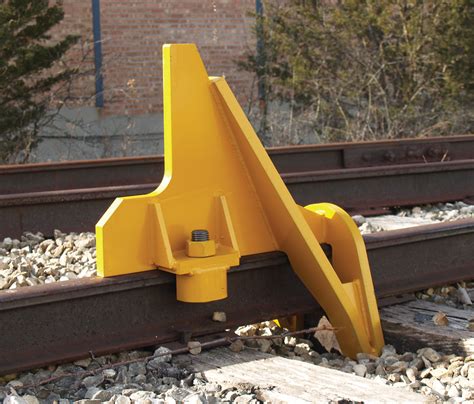 aldon manufacturer  super duty cushioned railcar stops  stopping freight cars