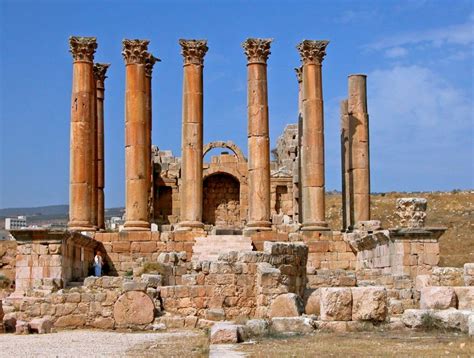 ephesus ancient ruins  reasons  visit louises travel blog