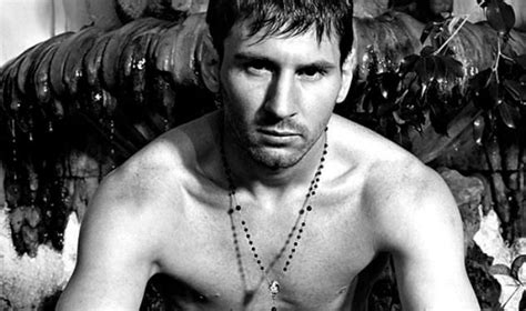 Sneak Peak Lionel Messi Photographed By Dolce And Gabbana