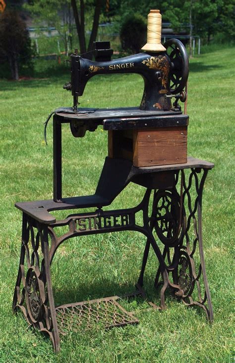 heavy duty leather sewing machine    singer company
