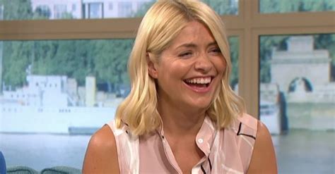what is holly willoughby s snapchat handle ok magazine