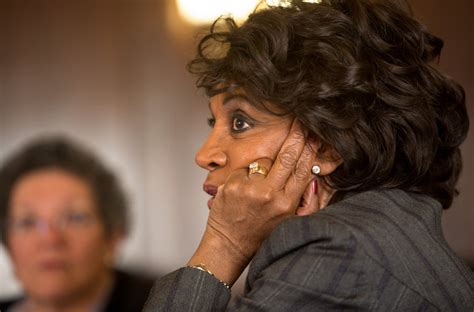 In House Maxine Waters Takes New Tack On Banks The New York Times
