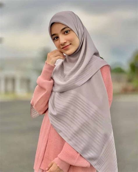 Ootd Hijab Syari Casual Ala Selebgram Cantik Malaysia