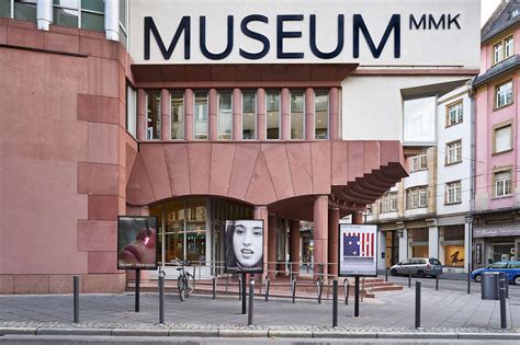 museum mmk fuer moderne kunst institutions  flux