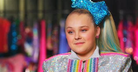 jojo siwa explains message behind her famous bows