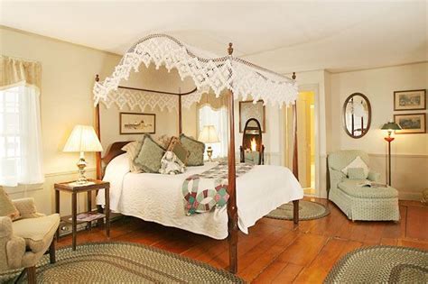 colonial bedroom colonial style bedroom bedroom colonial style colonial house interior