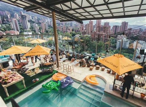 13 Best Rooftop Bars In Medellín [2023 Update]