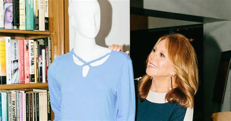 fashion from marlo thomas ‘that girl shifts to ‘that woman the new