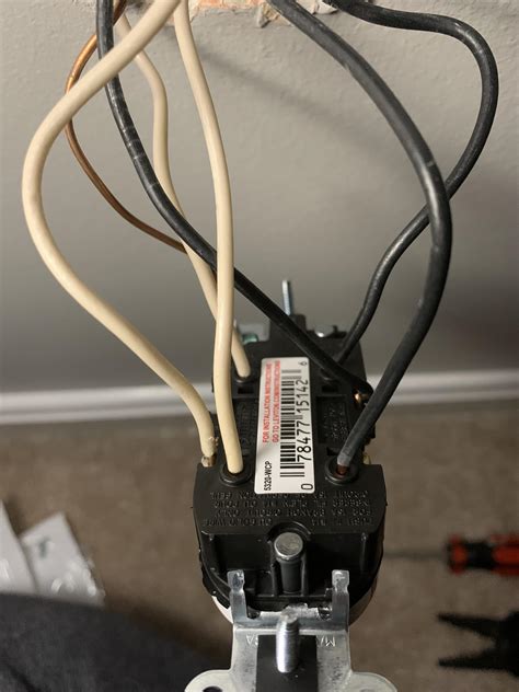 outlet supposed   switched relectrical