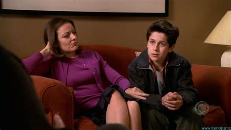 picture of david henrie in judging amy episode sex and the single mother dh20031216d