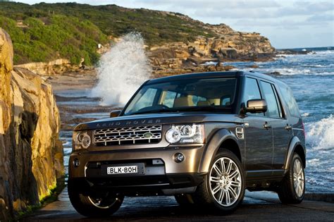 land rover discovery  news reviews msrp ratings  amazing
