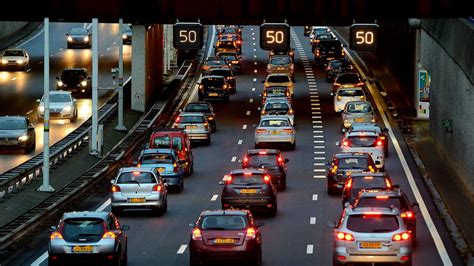 verkeer zuidwest nederland tijdelijk vast na ongeval  nu het laatste nieuws het eerst op
