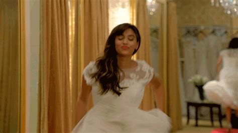 hannah simone fox by new girl find and share on giphy
