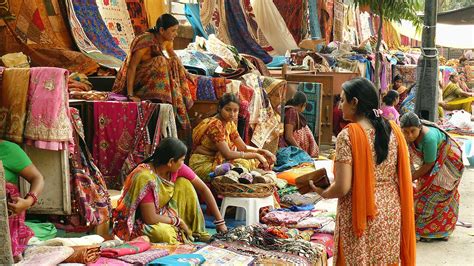 delhi markets  great shopping perfect hub