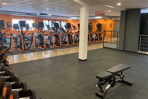 fitnessclub basic fit gent ledeberg hoveniersstraat