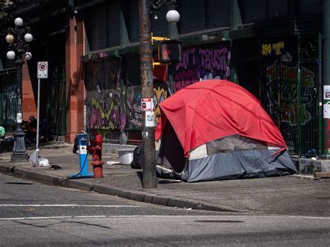 judicial review sought for order to remove tents off vancouver street