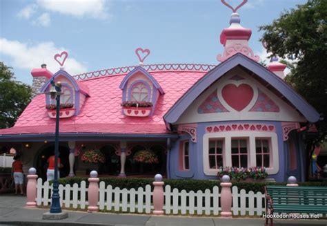 minnie mouse s pink and purple cottage at disney world hooked on houses