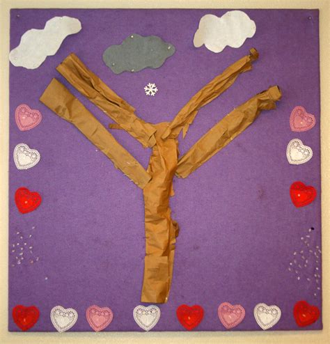 friendship tree  hangs   montessori childcare classroom