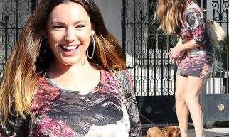 Kelly Brook Shows Off Her Curvaceous Figure In Tight Mini Dress But