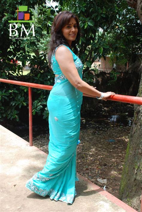 indian hot actress masala sonali kulkarni hot sexy indian actress biography photos videos