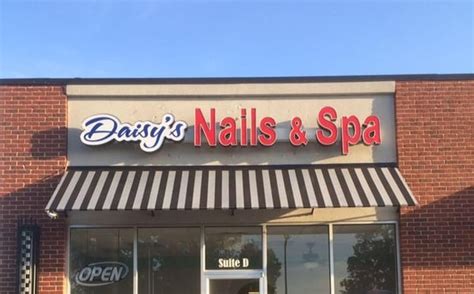 daisy nails spa updated march   reviews
