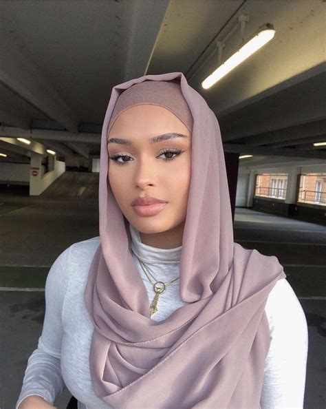 Pin By Rare Snack On Makeup Looks Aesthetics In 2021 Modest