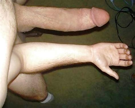 grab my hand please and suck my cock beefy 11 inch cock