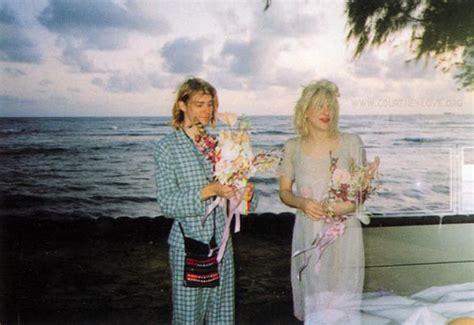 Rare Vintage Photos Of Kurt Cobain And Courtney Love On