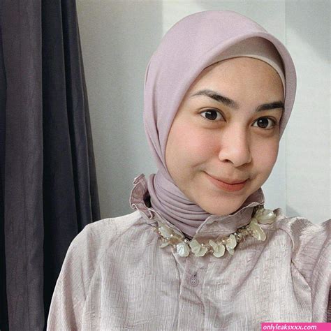 artis jilbab indonesia nude only leaks xxx