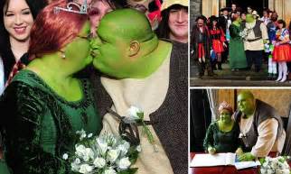 are you green with envy couple dress up as shrek and