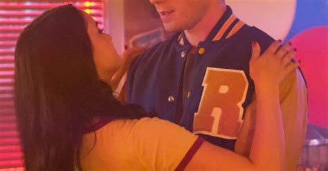 Archie Veronica Shower Sex Riverdale Cw Teen Hormones