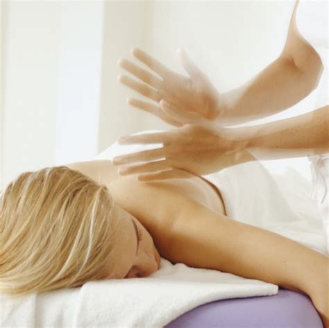 the benefits of shiatsu massage livestrong