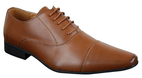 mens laced formal shoes happy gentleman
