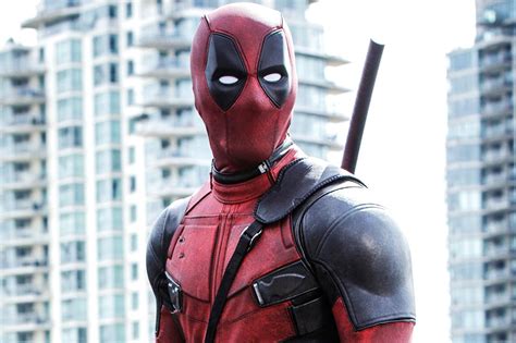 “deadpool 2” May Be Getting A New Director But Ryan