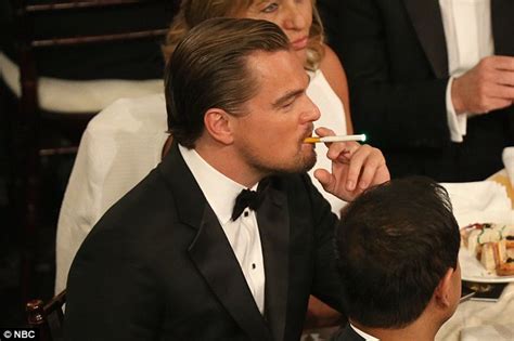 Senators Slam Golden Globes For Glamorizing E Cigarette Smoking