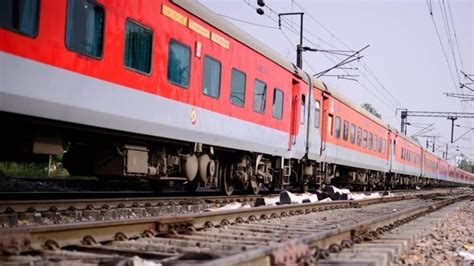 indian railways mumbai delhi august kranti rajdhani express back on